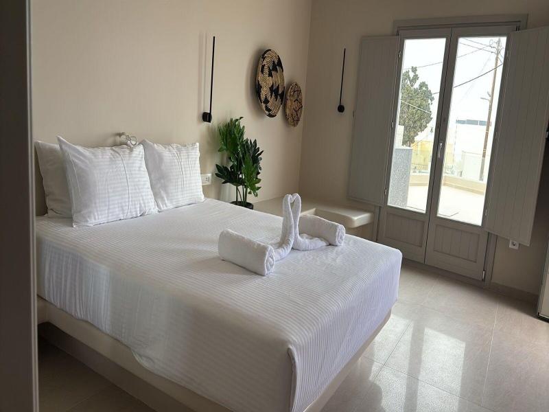 Evmaria Suites image