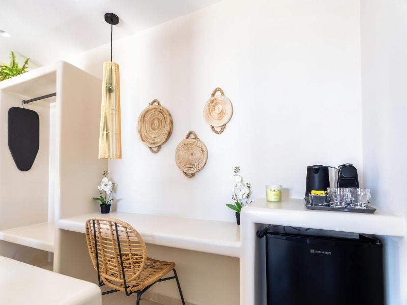 Evmaria Suites image