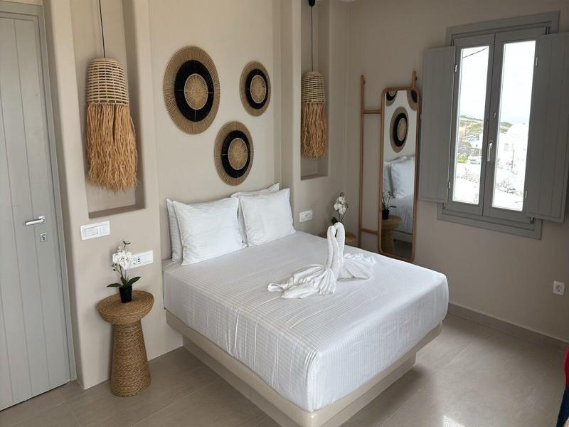 Evmaria Suites image