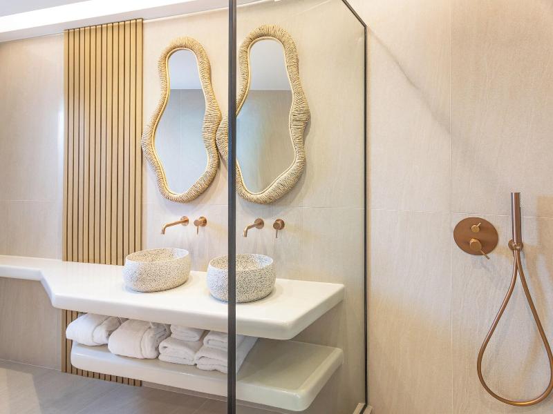 Evmaria Suites image
