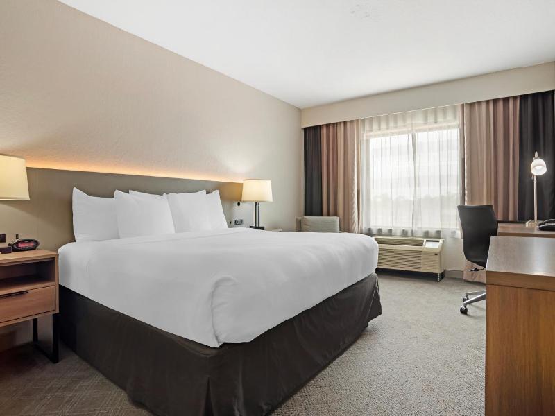 Comfort Inn Suites Slidell image