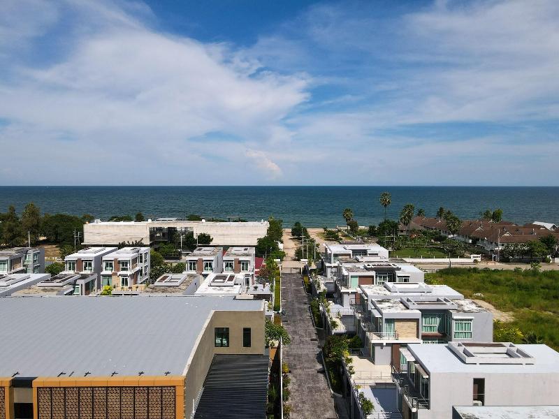 Golden Sea Hua Hin image