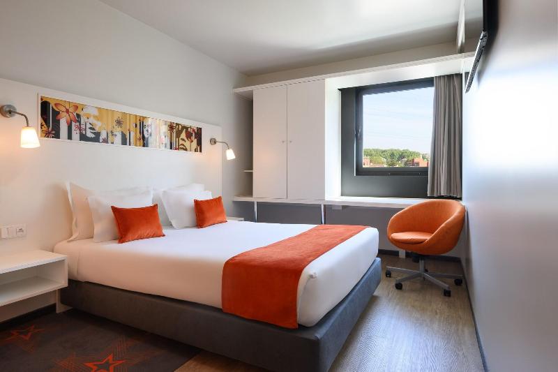 Star Inn Porto image