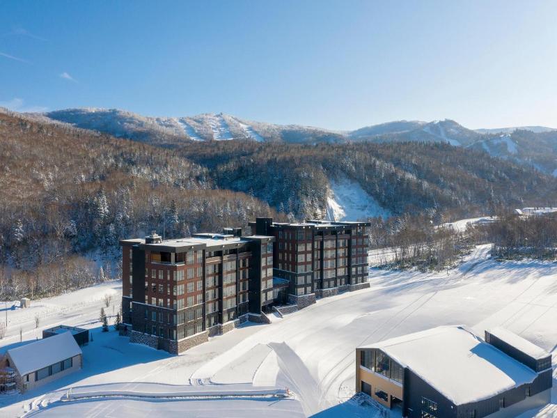 Yu Kiroro Ski In Ski Out Luxury Residences, Akaigawa
