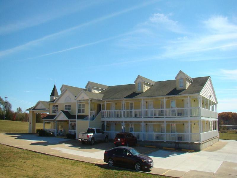 Honeysuckle Inn
