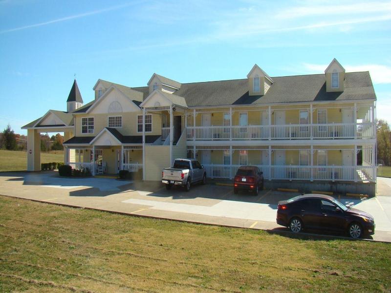 Honeysuckle Inn