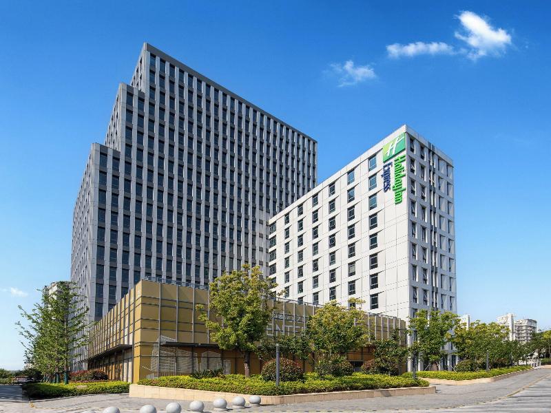 Holiday Inn Express Shanghai Changfeng Park image