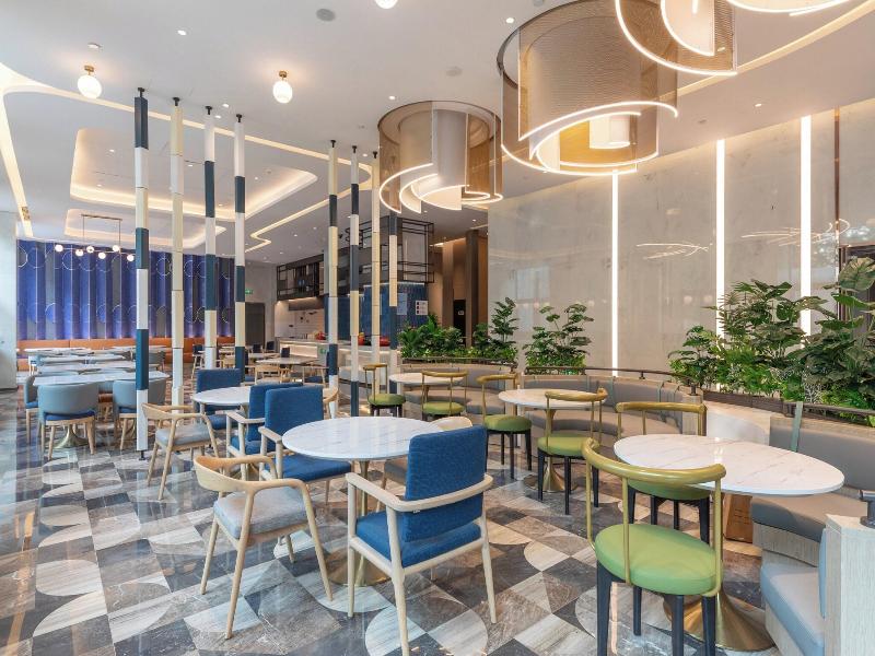 Holiday Inn Express Shanghai Changfeng Park image