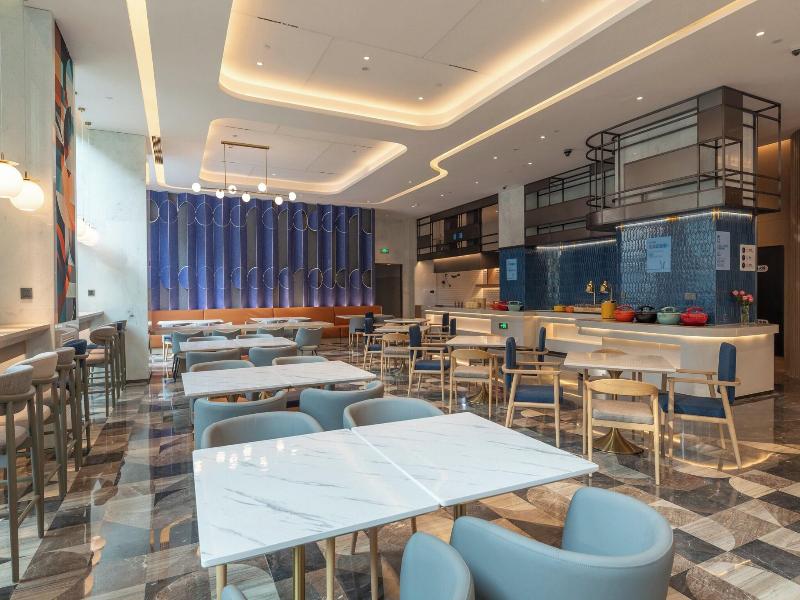 Holiday Inn Express Shanghai Changfeng Park image