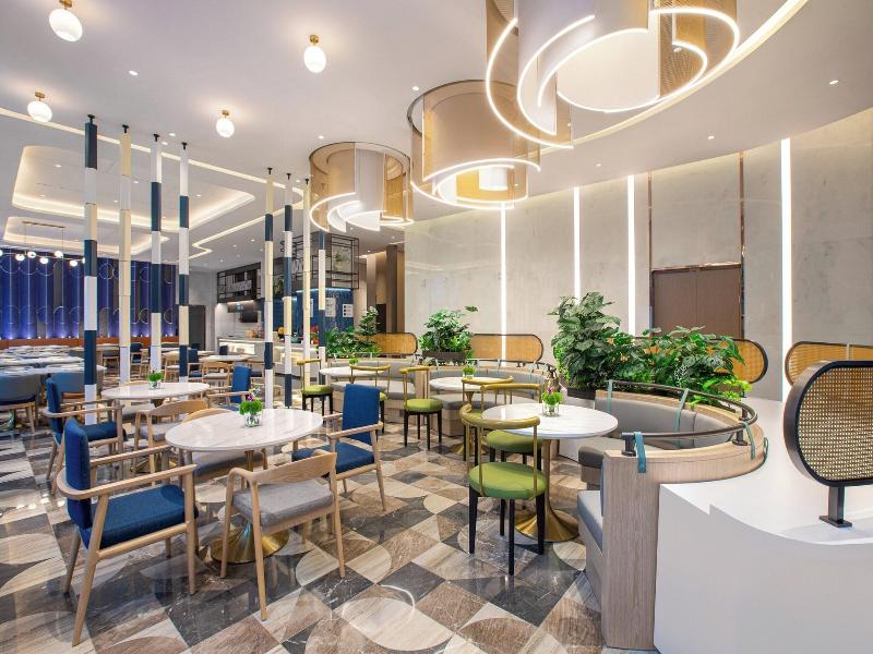 Holiday Inn Express Shanghai Changfeng Park image