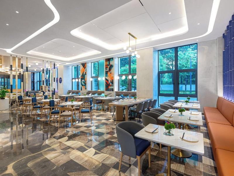 Holiday Inn Express Shanghai Changfeng Park image