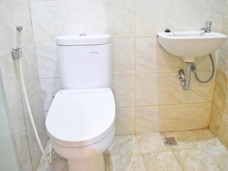 The Cabin Hotel Sutomo image