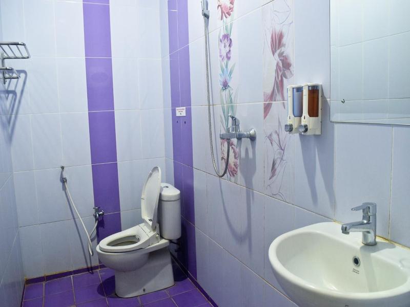 The Cabin Hotel Sutomo image