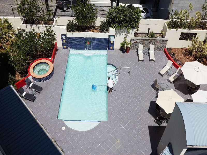 West End Central Apartments image