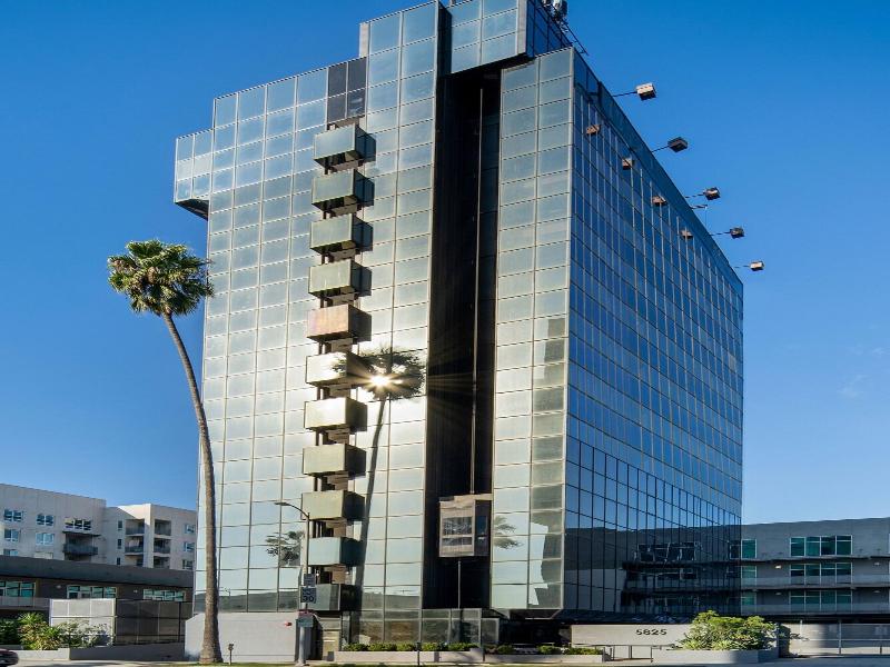 Kasa Sunset Los Angeles image