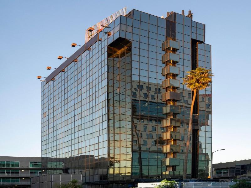 Kasa Sunset Los Angeles image