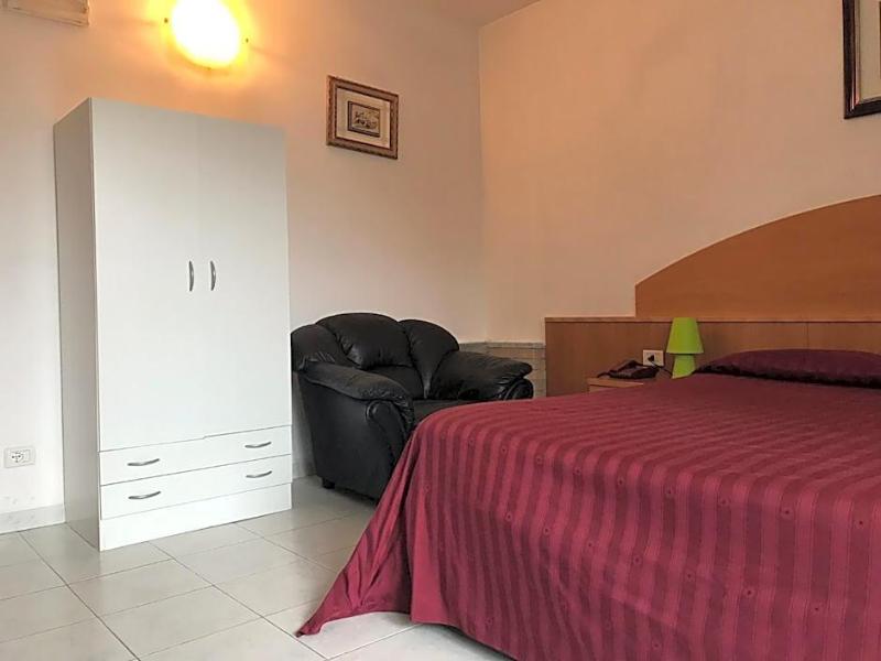 Ascot Lodging image