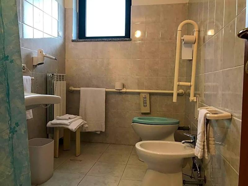 Ascot Lodging image