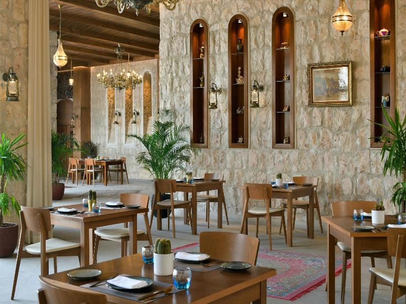 Al Samriya Doha Autograph Collection — restaurant