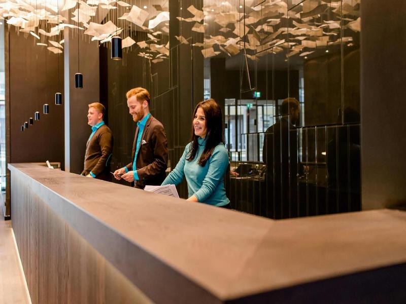 Hotel Motel One Frankfurt Romer image