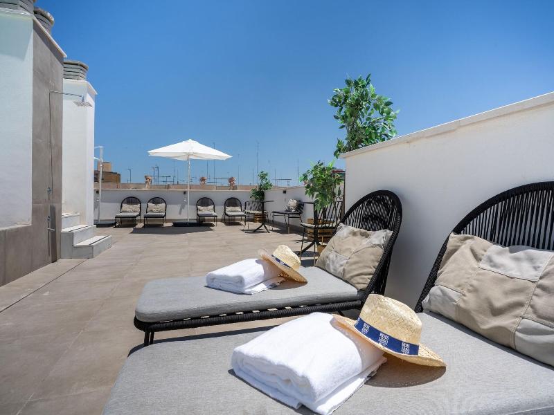 Limehome Sevilla image