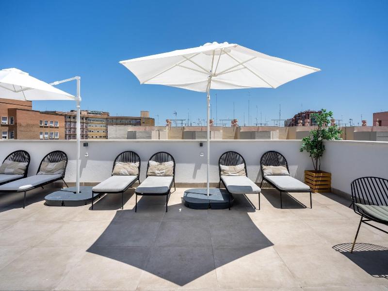 Limehome Sevilla image