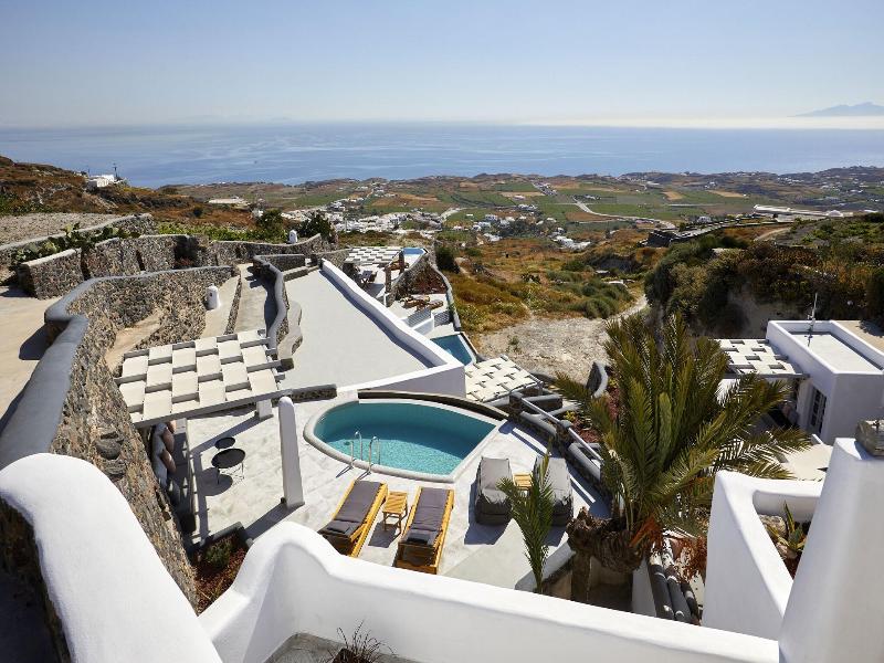El Verano Suites