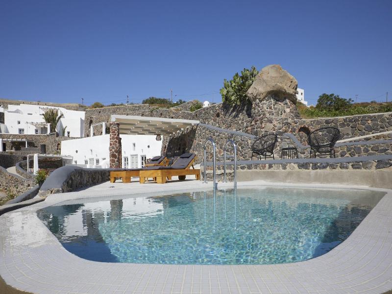 El Verano Suites