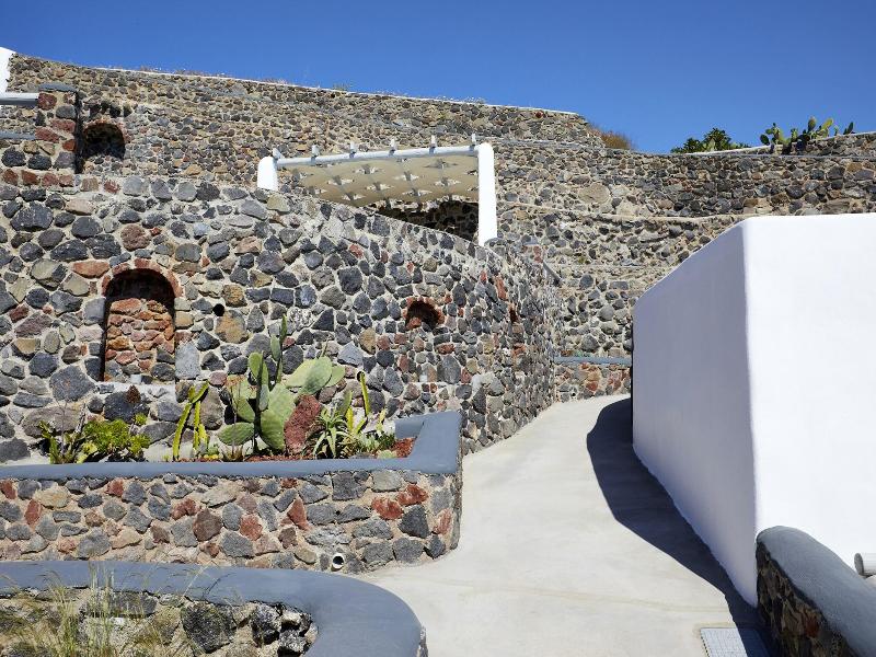 El Verano Suites