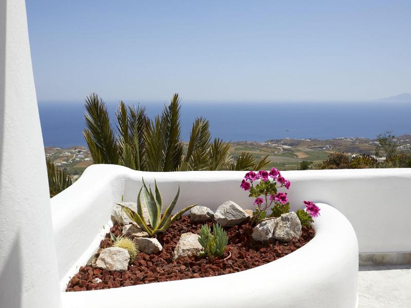 El Verano Suites