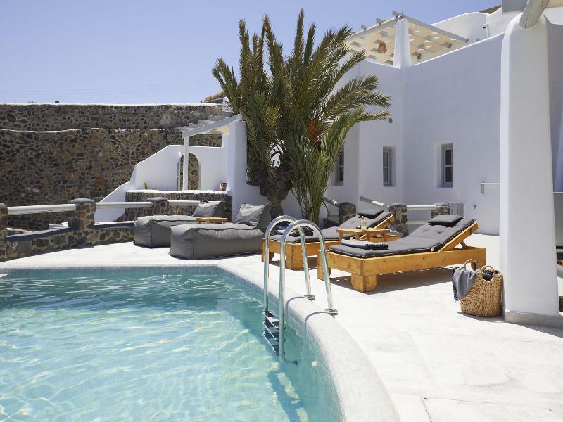 El Verano Suites — photo 40