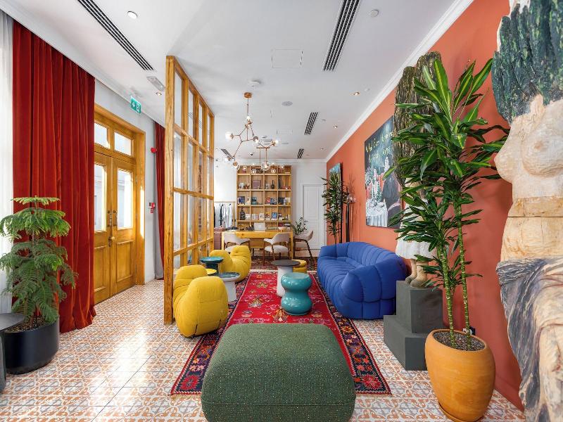 The Blue Fox Hotel image