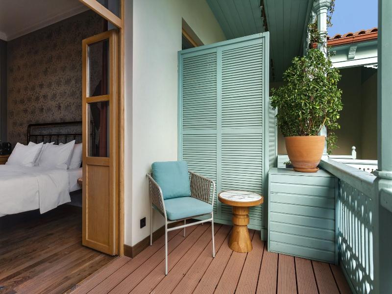 The Blue Fox Hotel image