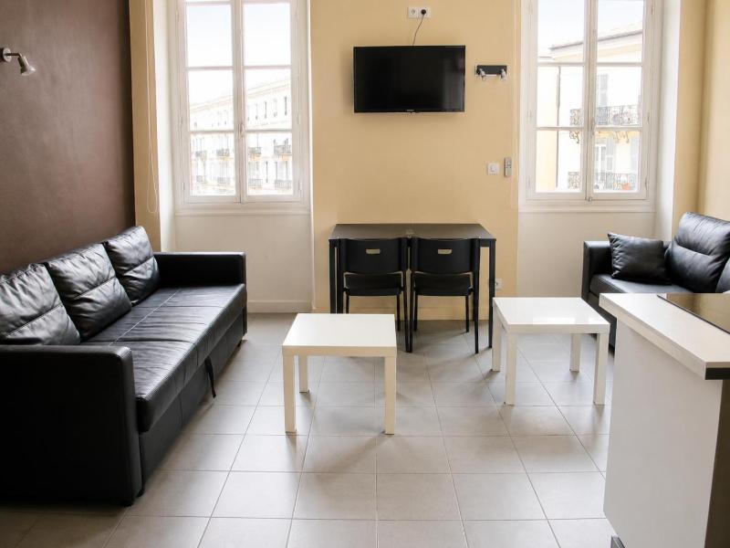 Appartements Nice Centre Carre D Or image
