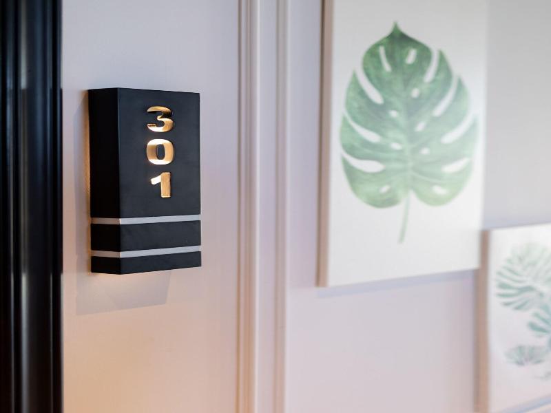 Motif Hotel image