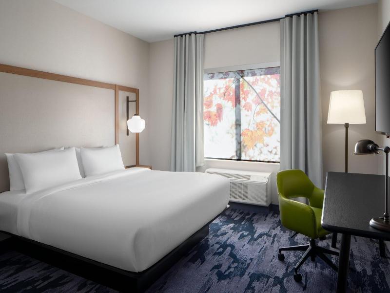 Fairfield Inn Suites Whitsett Greensboro East image