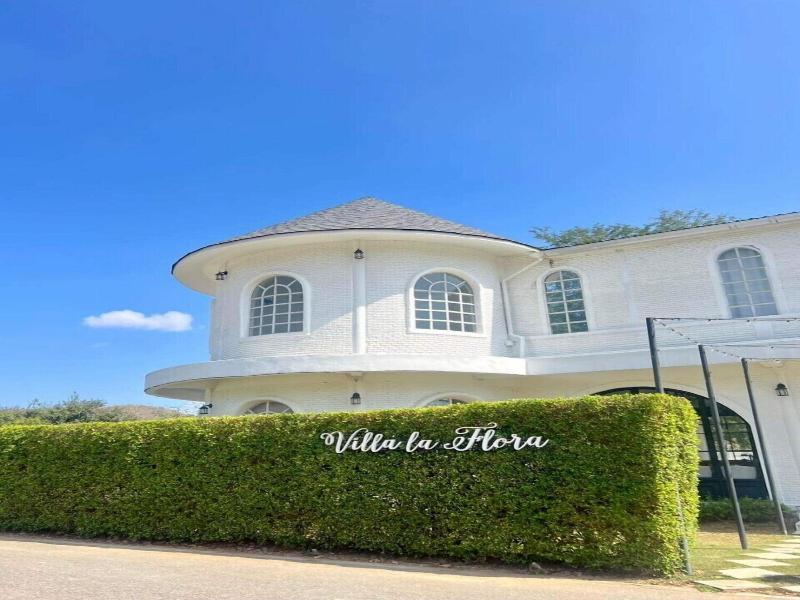 Villa La Flora Kaeng Krachan image