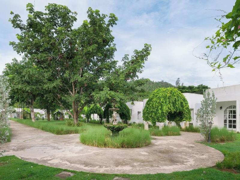 Villa La Flora Kaeng Krachan image