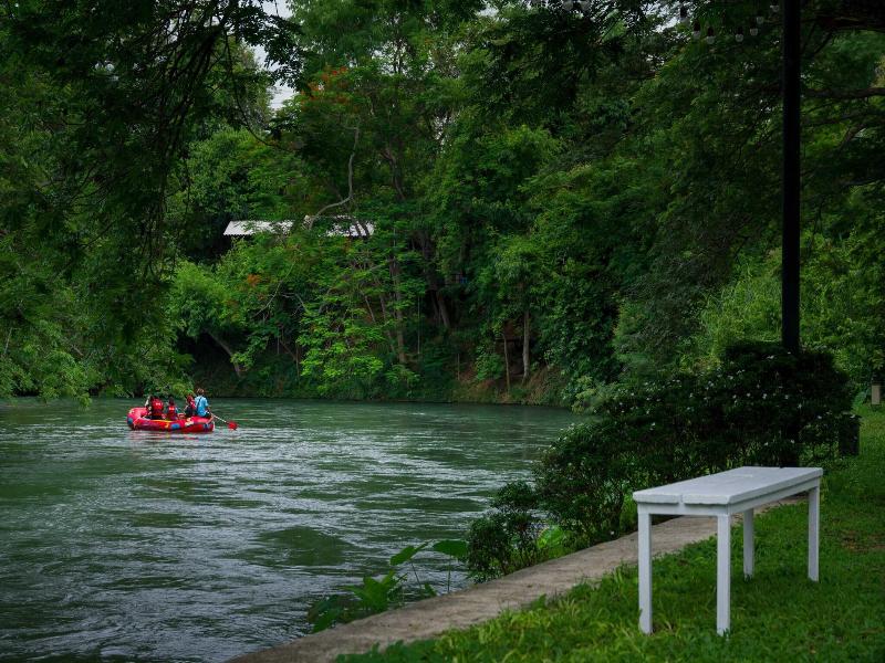 Villa La Flora Kaeng Krachan image