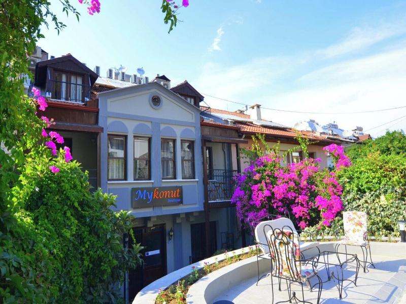 Mykonut Boutique Suites image