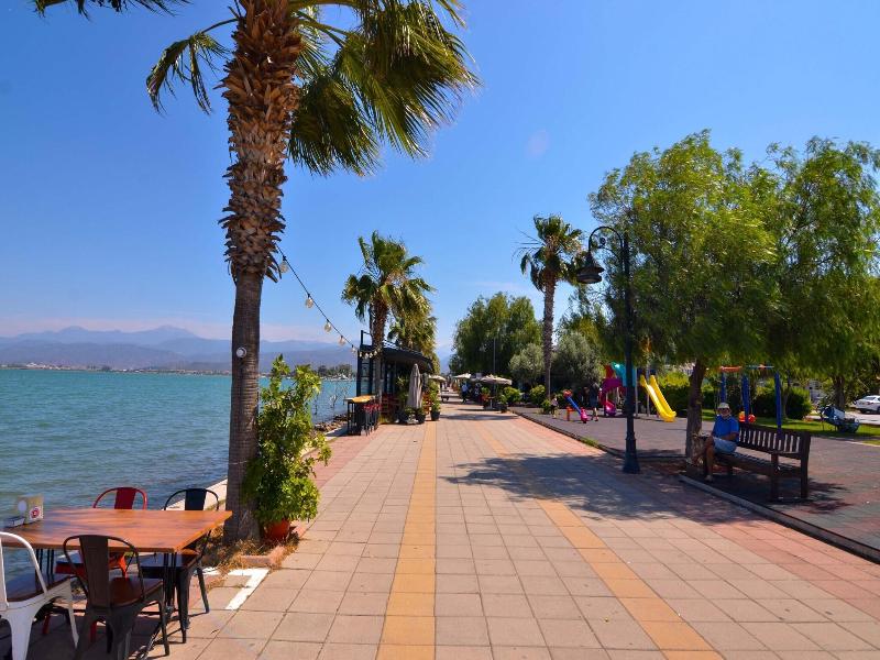Mykonut Boutique Suites image
