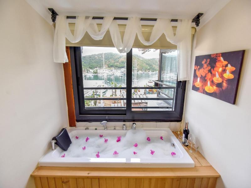 Mykonut Boutique Suites image