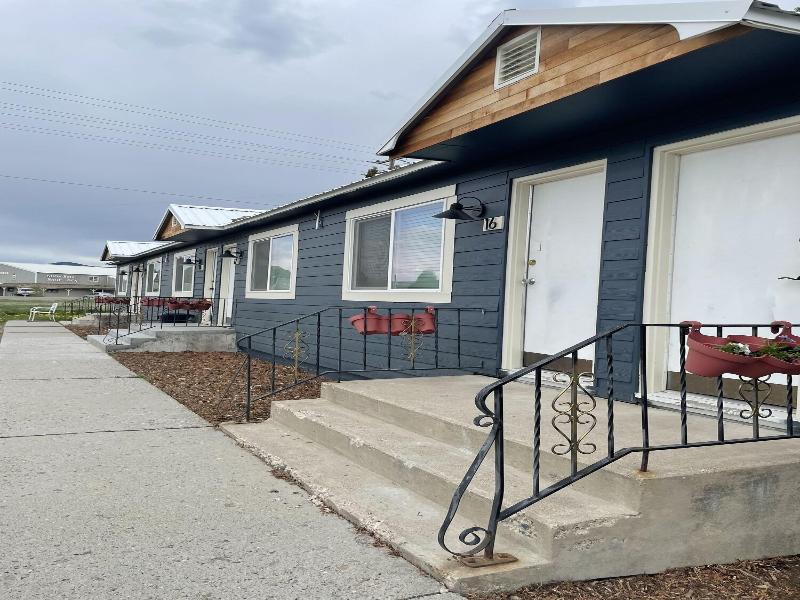 Sacajawea Inn
