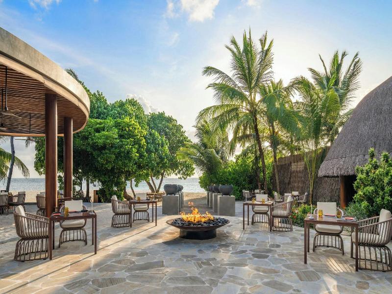 W Maldives image