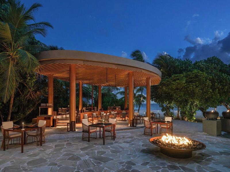 W Maldives image