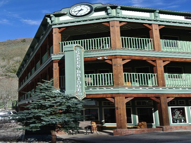 The Green Bridge Inn