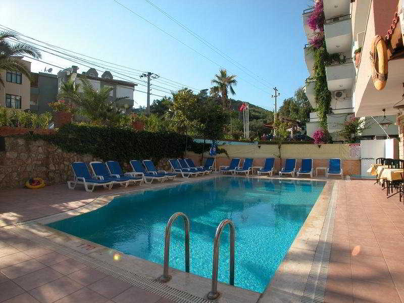 Adonis Hotel