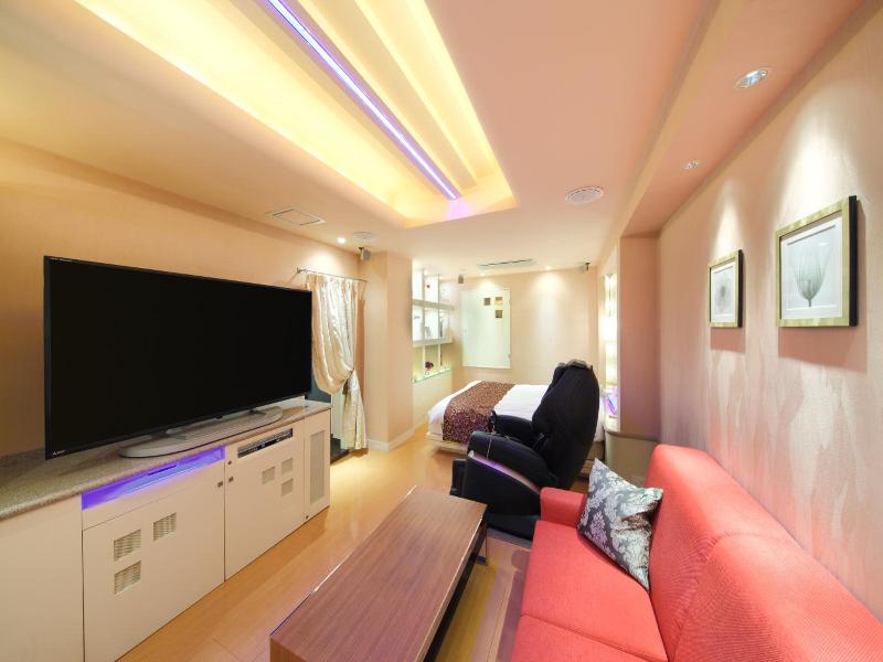 Hotel Cherena Kunitachi Adult Only image