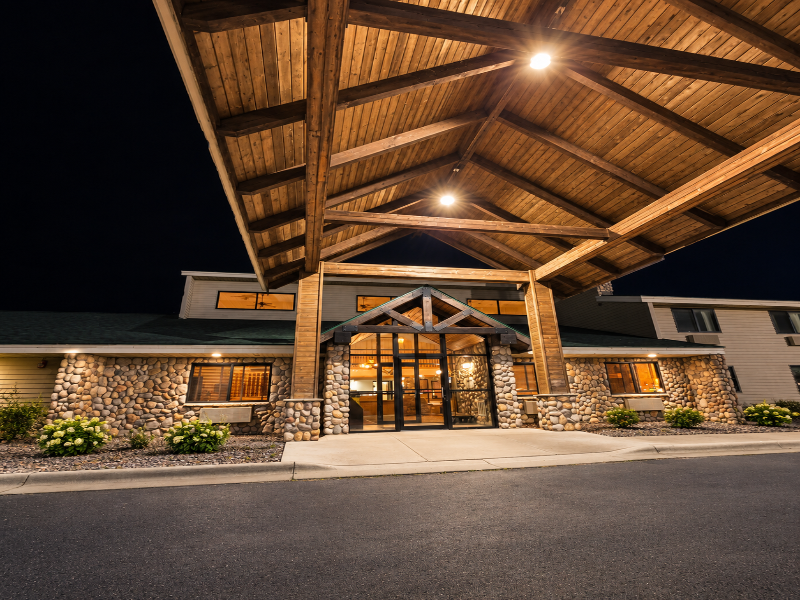 Moose Lake Lodge Suites