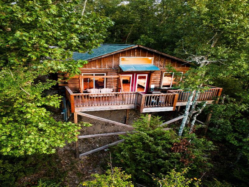 Starlight Haven Hot Springs